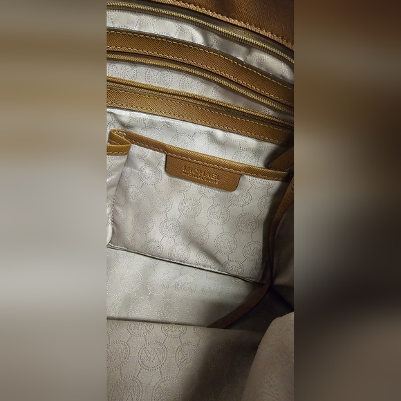 Michael Kors Handbag - Picture 15 of 16